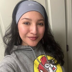 Meet your Posher, Leslie